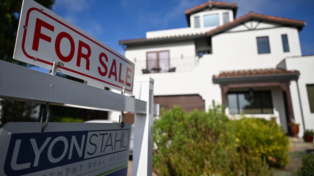Mortgage Demand To Plunge By Nearly 22% By End Of