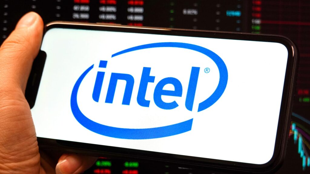 Stocks That Move The Largest Movement After Business Hours: Aapl,