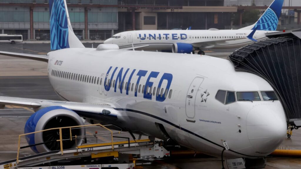 Stocks making the biggest moves outside of business hours: ual,