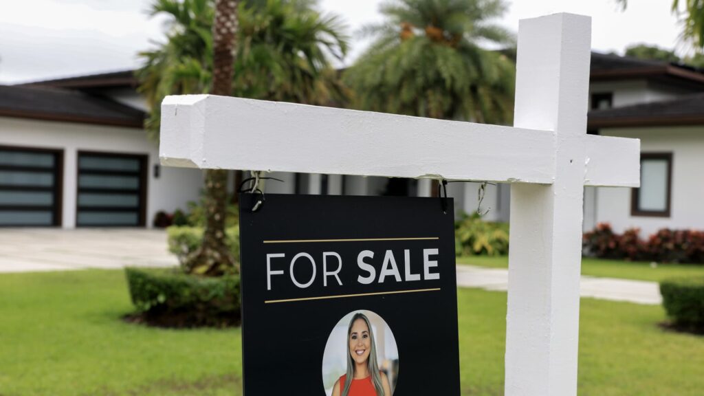 After our credit downgrade, mortgage fees exceed 7%