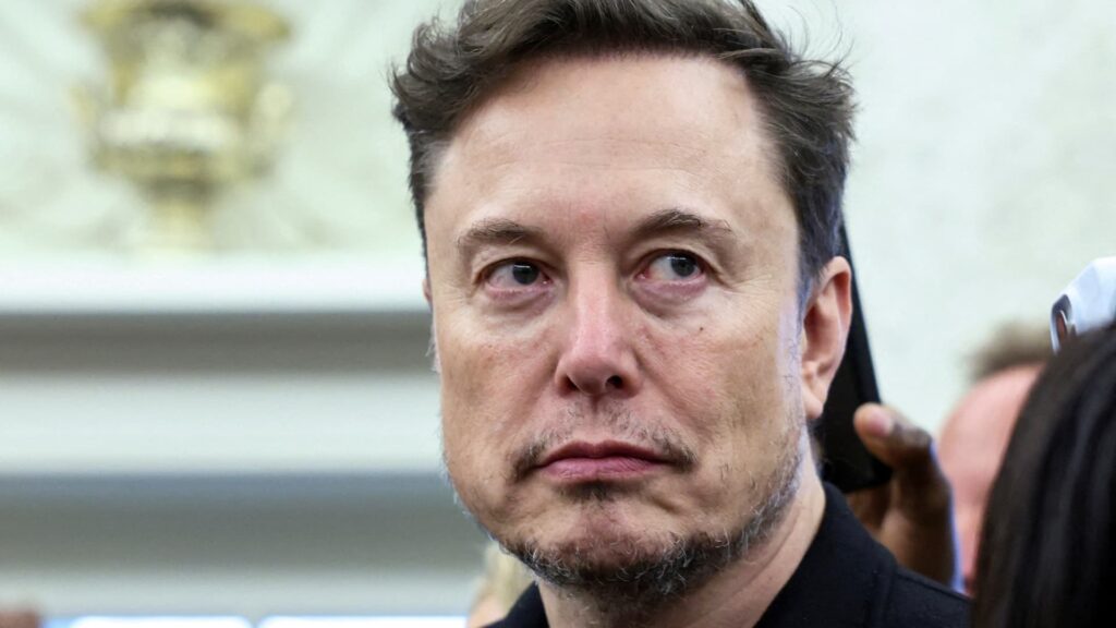 Elon musk's x is temporarily down for tens of thousands