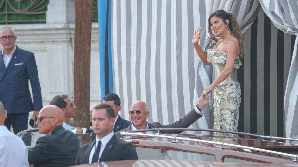 Jeff bezos $50 million venice wedding: what we know