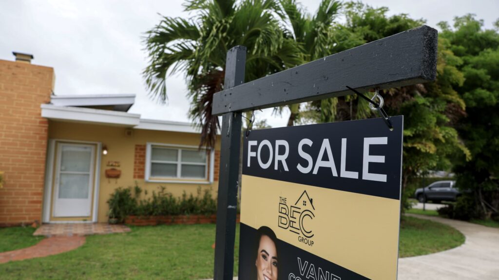 Mortgage demand will fall for three consecutive weeks