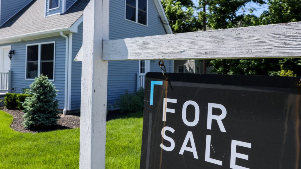 As mortgage interest rates fell, home buyers finally responded