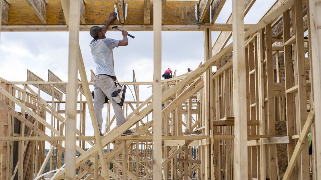 Homebuilders are cutting prices at the highest rate in three