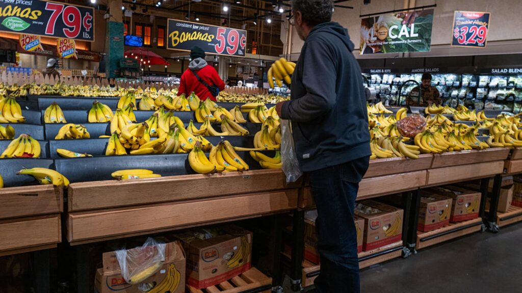 Inflation expectations drift back to pre duty levels, new york fed
