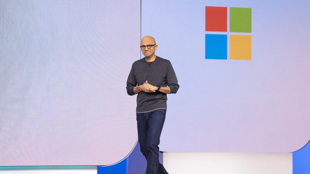 Microsoft relies on chinese engineers for pentagon cloud support