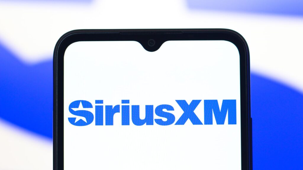 Sirius bets on ads to get new listeners