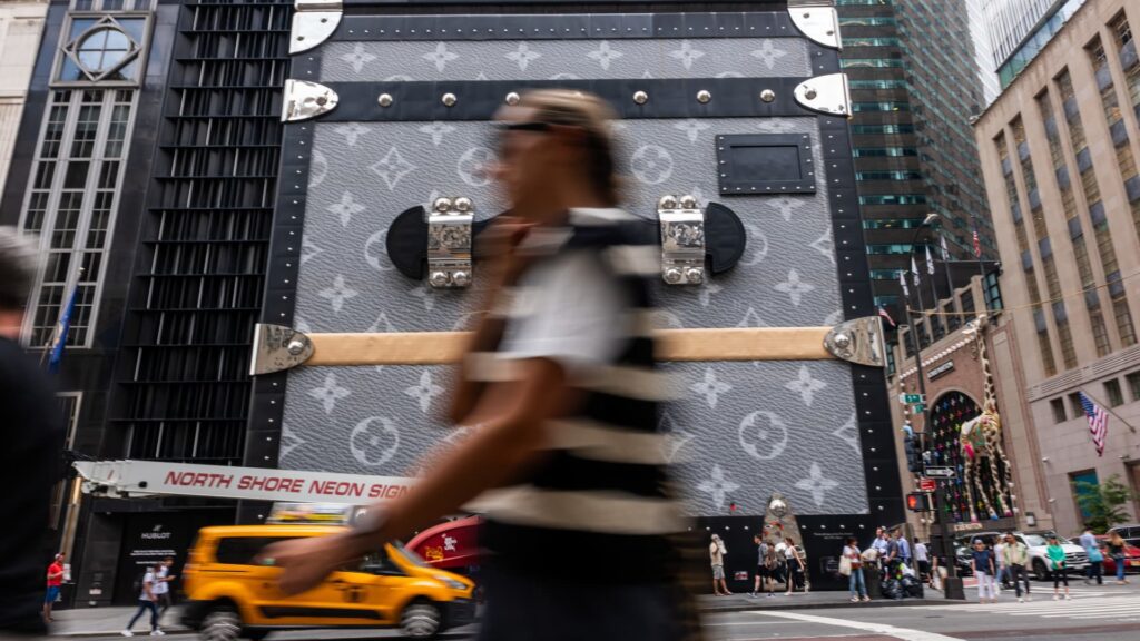 The gorgeous shopper recovery faces four important headwinds