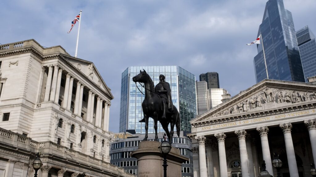 Bank of england cuts interest rates quarterly to 4%
