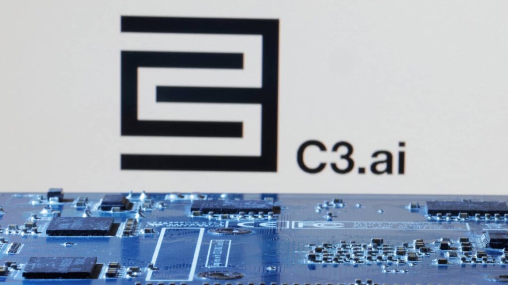 C3ai stocks drop by 30% when ceos call sales "completely