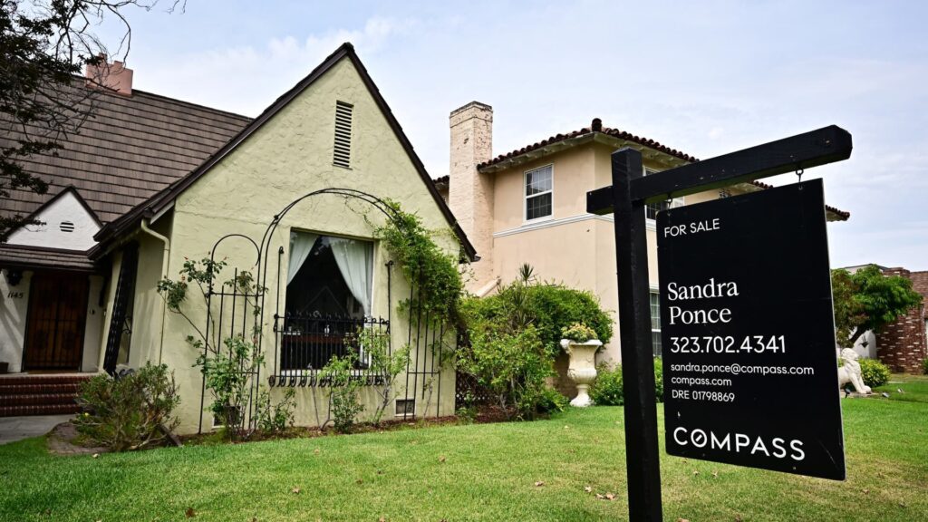 After 4 weeks of profit, demand for mortgages from home