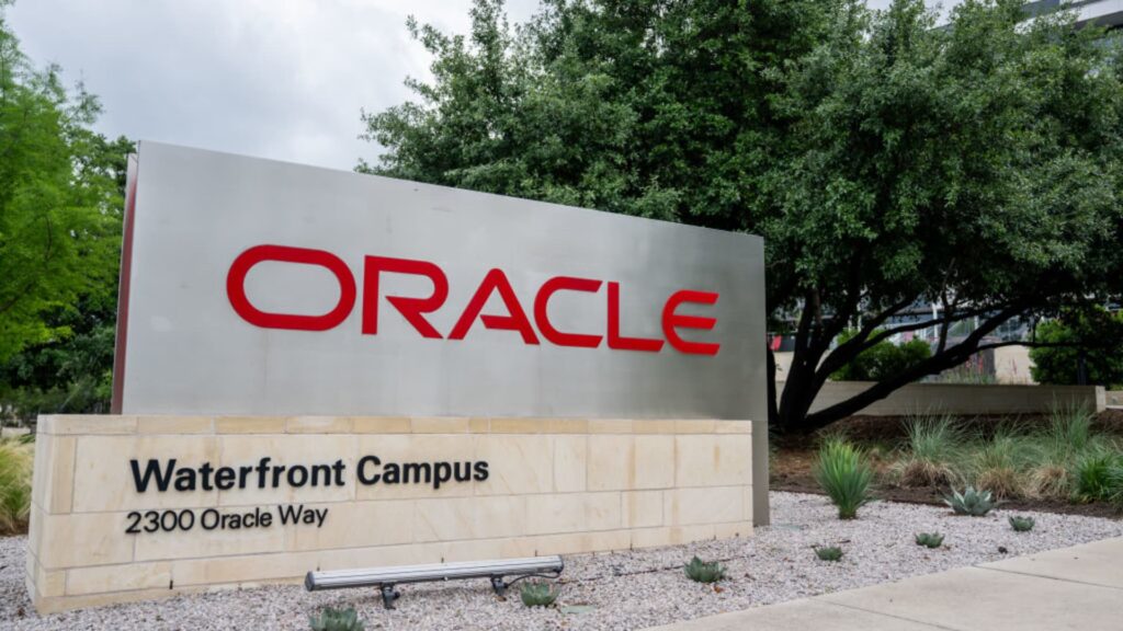 Oracle's names clay magouyrk and mike sicilia are co ceos