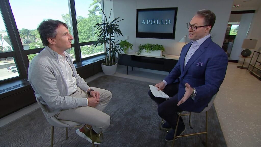 Why apollo ceo mark rowan thinks his investment strategy is